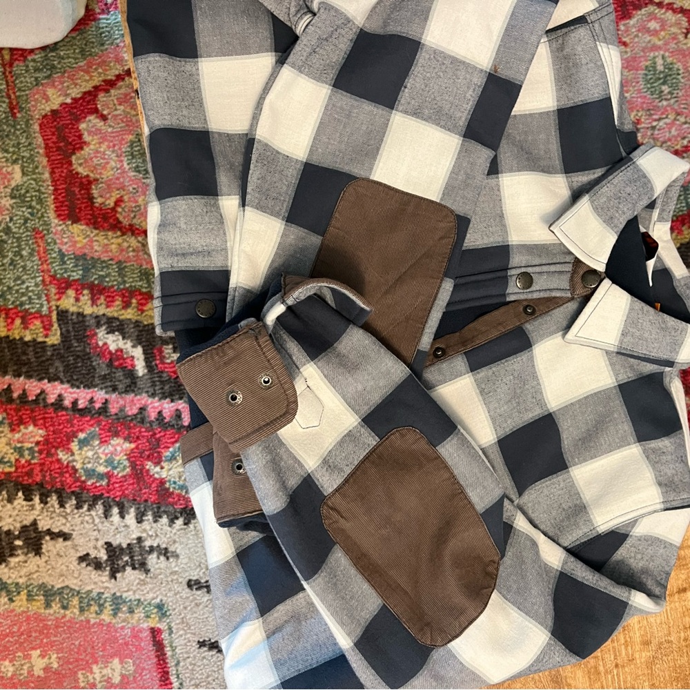 Orvis Plaid “Shacket” with Elbow Patches fleece lined. Size xl. Work once.
